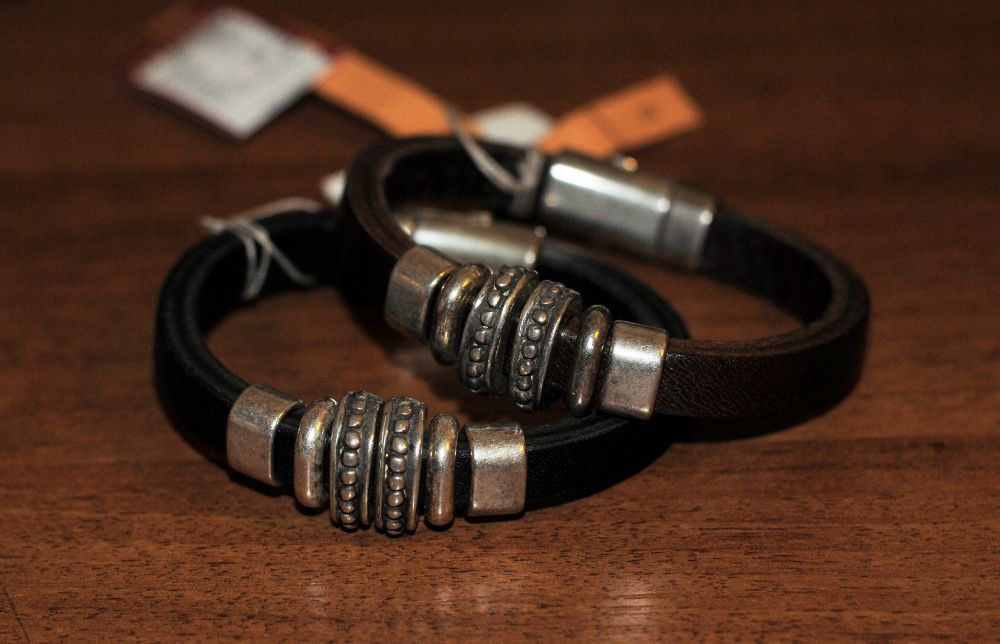 Браслет чоловічий срібло, шкіра, сплав Zamak