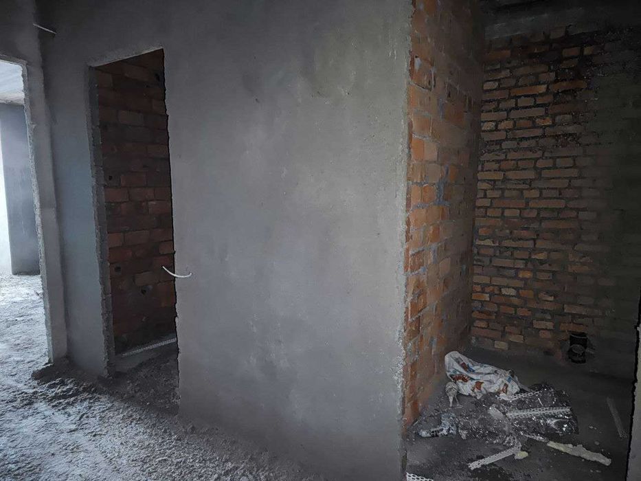 продаж 2 Кімнатна квартира Корона Дубово Н