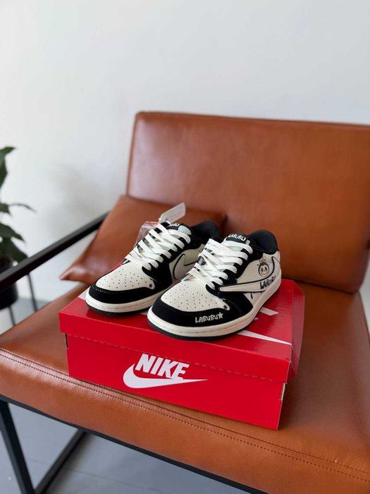 Кросівки Nike Air Jordan 1 low x Travis Scott x Labubu premium
