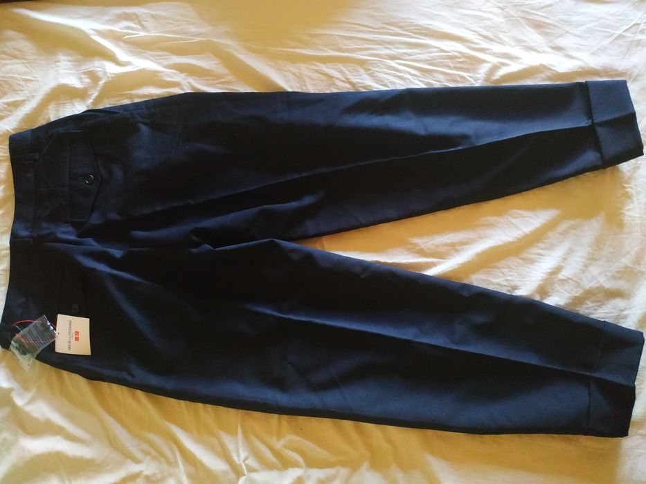 Брюки стильные женские темно-синие шерстяные Uniqlo