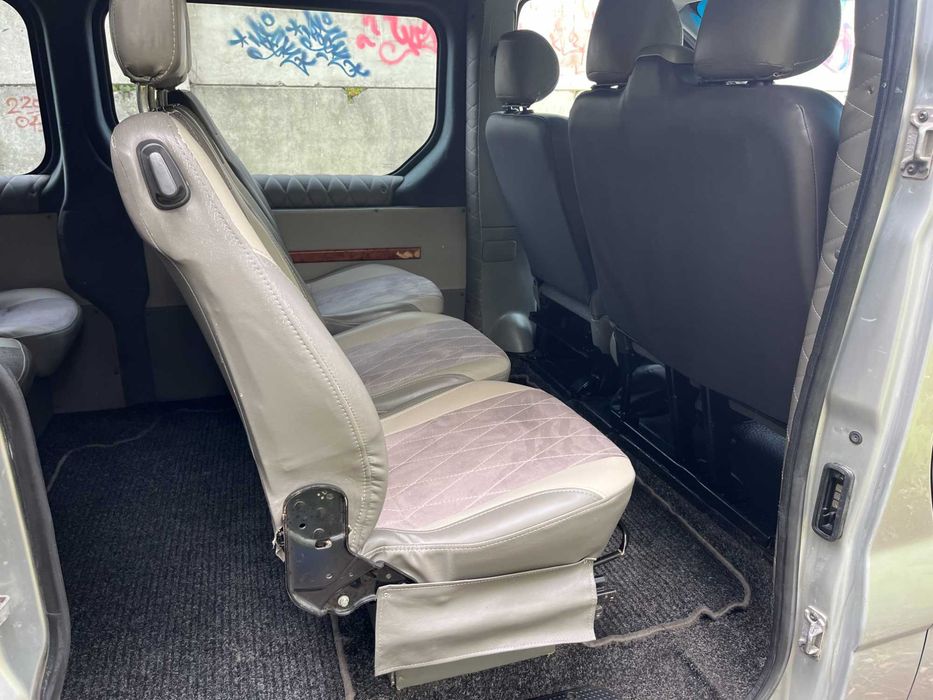 Оpel Vivaro Extra Long  Пасажир 9 місць В рідній фарбі!