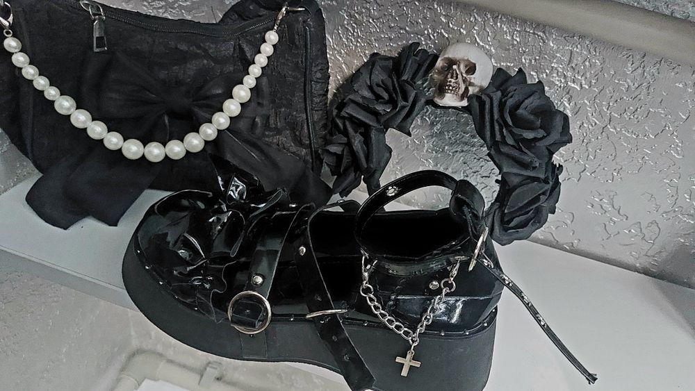 Туфлі в естетиці Gothic Lolita / Harajuku / Punk Rock.устілка 22см