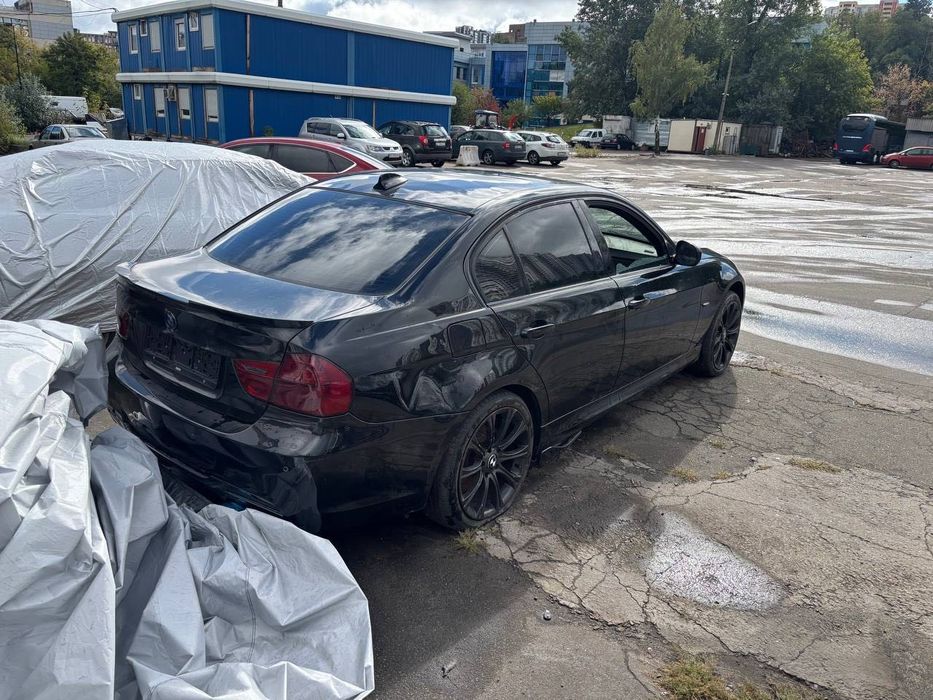 BMW 335xi  Обмін на бляху