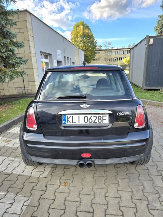 Mini Cooper  2004 r 1.6 benzyna Stan dobry