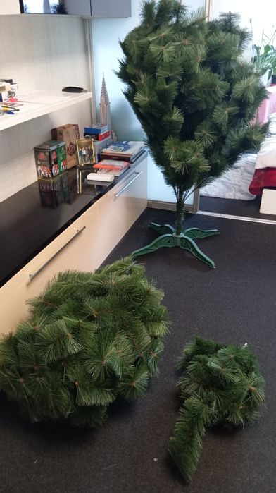 Штучна ялинка 2.5м