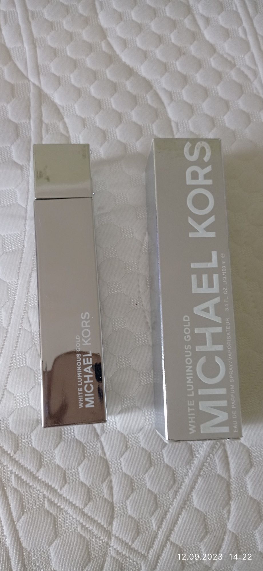 Michael Kors White Luminous Gold 1 500 .