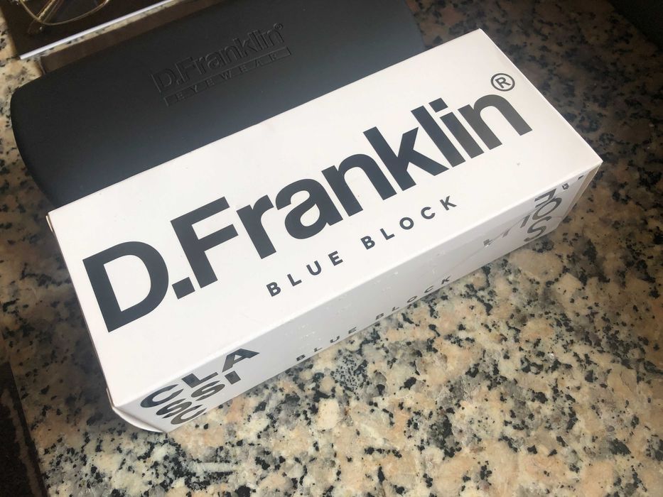 Óculos quadrados blue block
