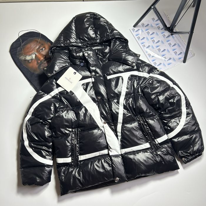 Куртка, пуховик Valentino Moncler S-M