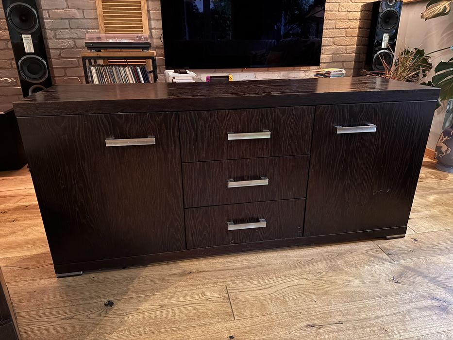 Zestaw mebli z Dobrodzienia, Venge, witryna, komoda, RTV, ława