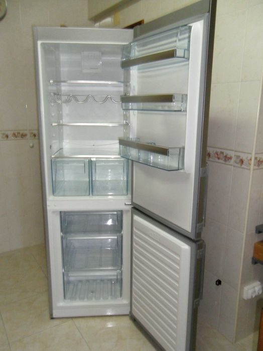 Frorifico combinado AEG