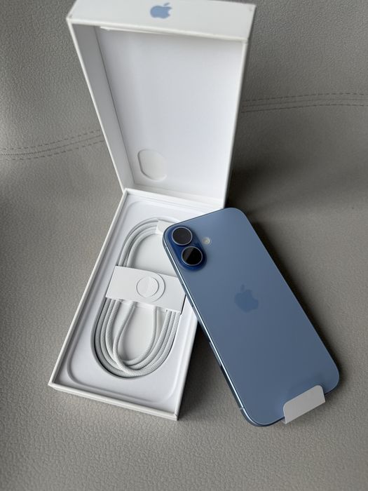 NEW Apple iPhone 17 256gb, Open box