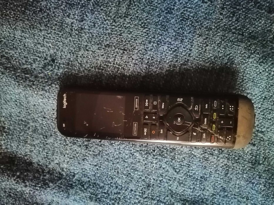 pilot logitech ekran pekniety