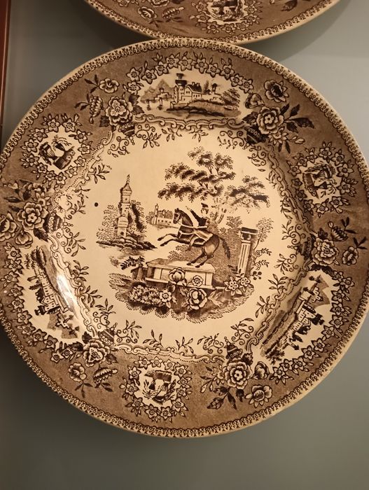 Porcelana Antiga Rara Pratos Rasos Real Fábrica de Sacavém BHS. &Cta*