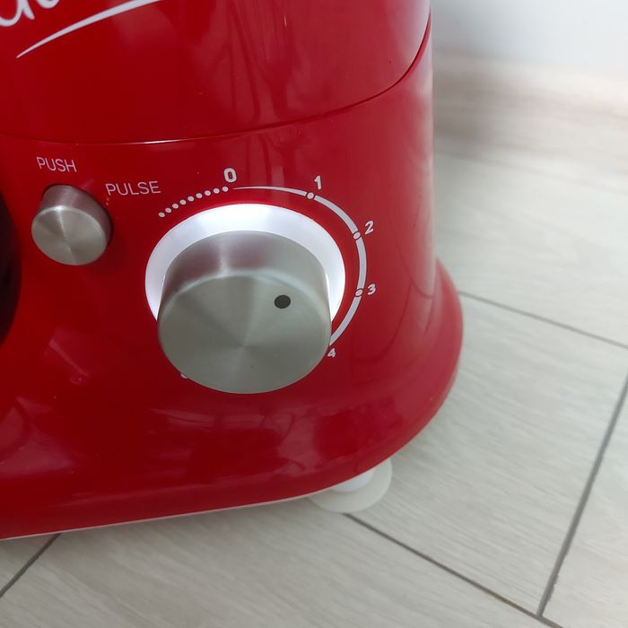 Планетарний міксер тістоміс