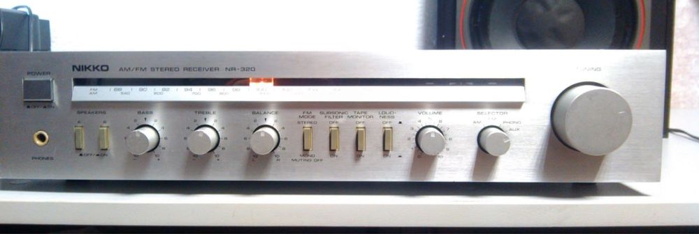 Усилитель/тюнер/стереоресивер Nikko NR-320 AM / FM . Япония. 3000грн