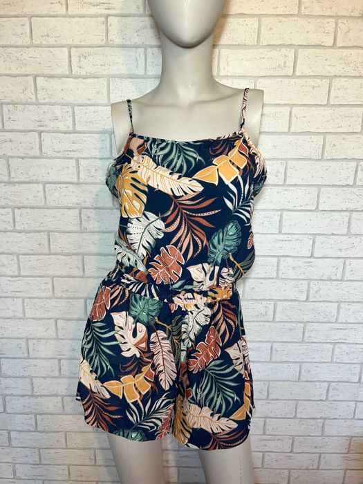 kombinezon na lato w kwiaty krótki rękaw