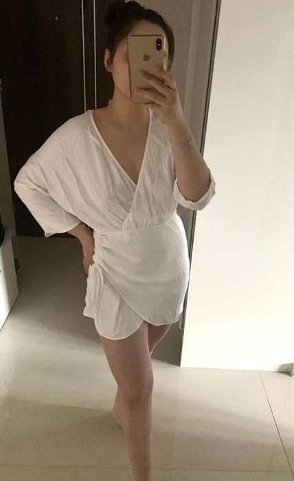 Nowa marszczona drapowana sukienka zara biała satynowa asymetryczna