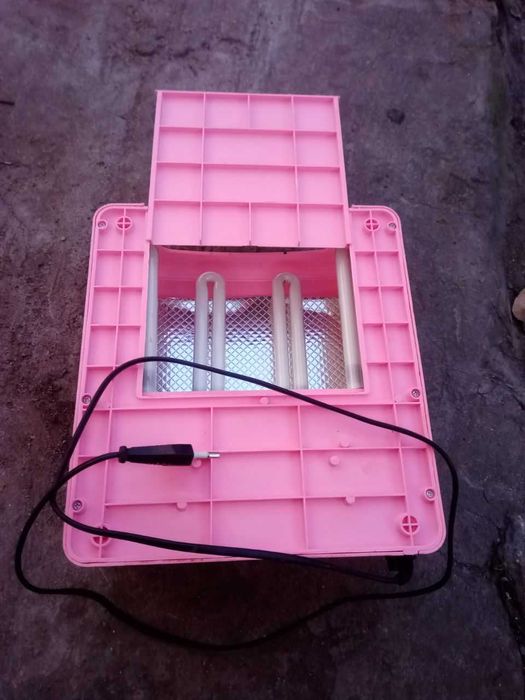 Лампа маникюрная