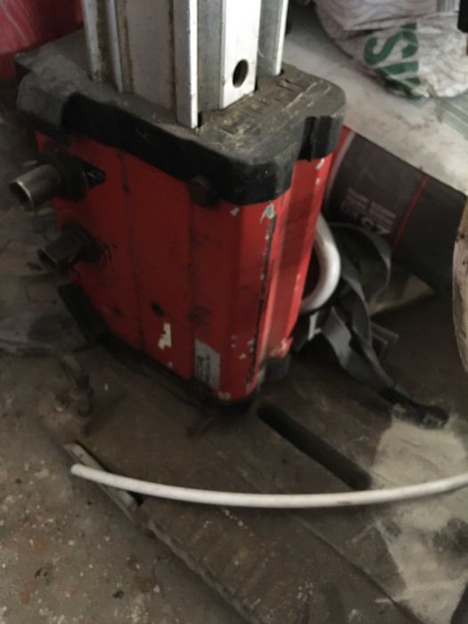 Statyw HILTI DD-R100-M do wiertnicy diamentowej DD-CA-M