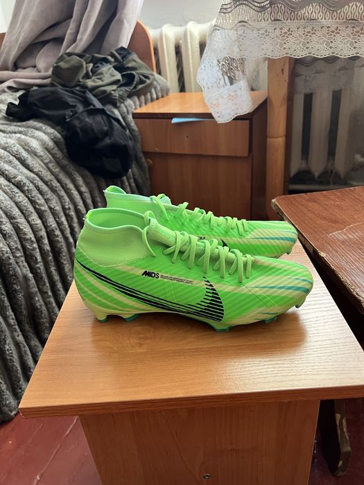 Бутси nike mercurial