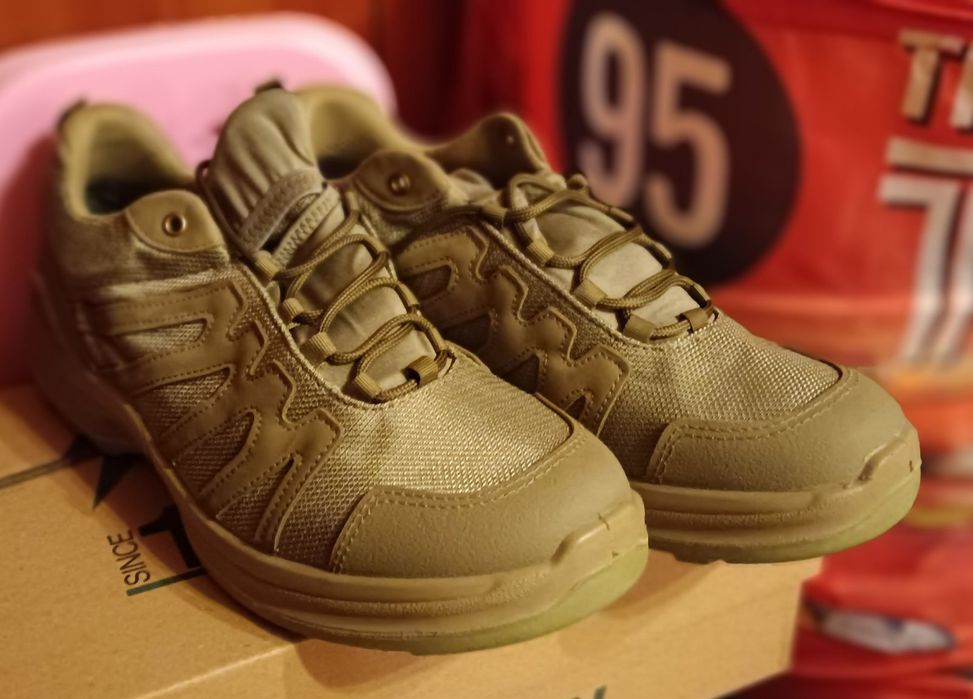 Продам летние военные кросовки Talan.