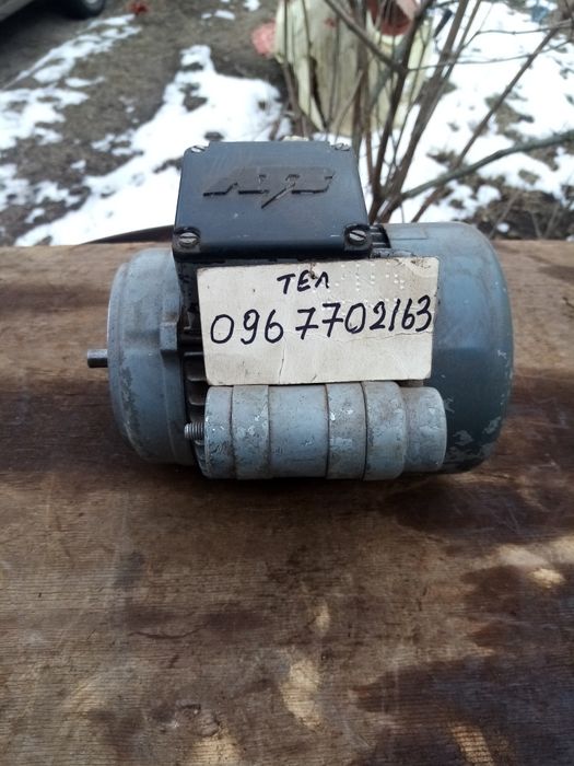 Електромотор 220в 1310 об 0. 25кв