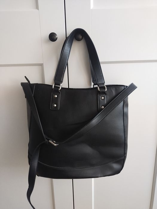 Czarna damska duża torebka RESacc