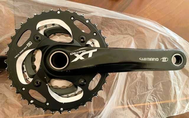 Discos Shimano SM-RT30 e Pedaleira Shimano XT - Usados