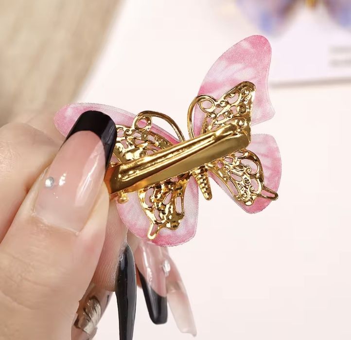 Заколка метелика