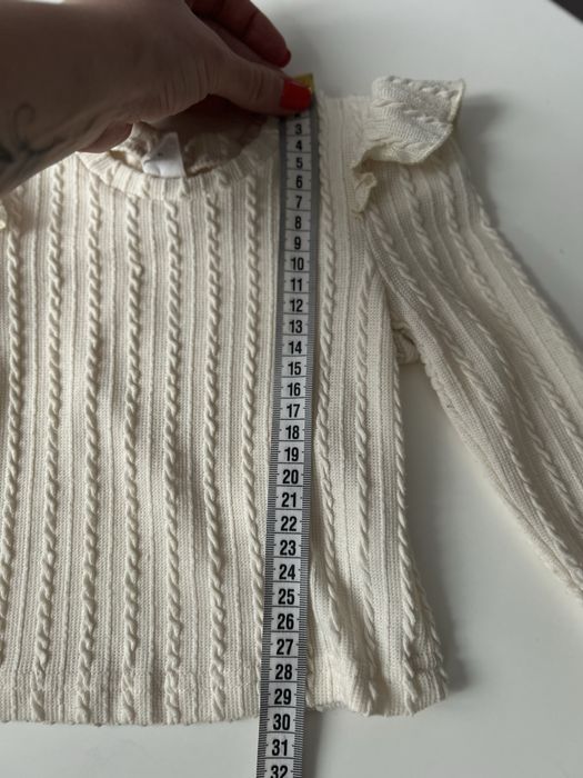 Кофтина на дівчинку 86