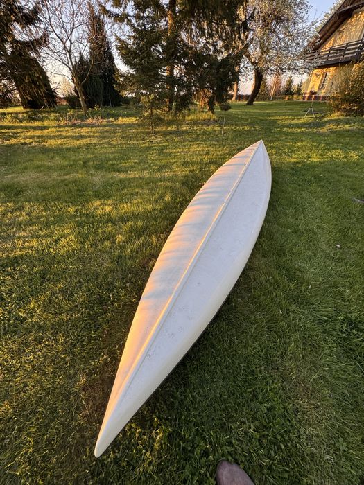 Kajak z wlokna szklanego