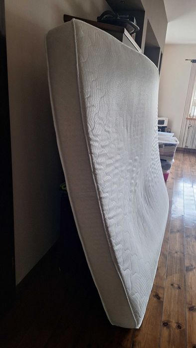 Materac na duże łóżko 160x200