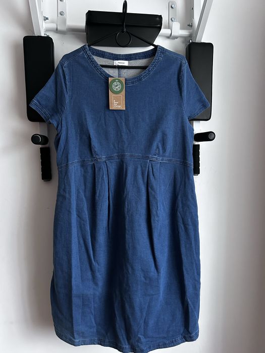 Нове плаття під джинс.