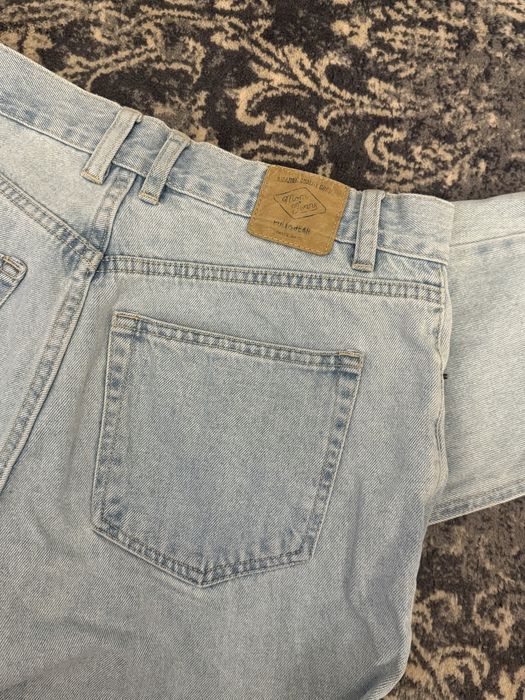 Mom jeans, Мом джинси на високій посадці pull&bear