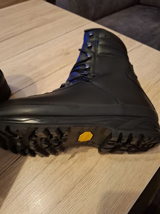 Buty z membrana izolacyjna Wojas 26,5