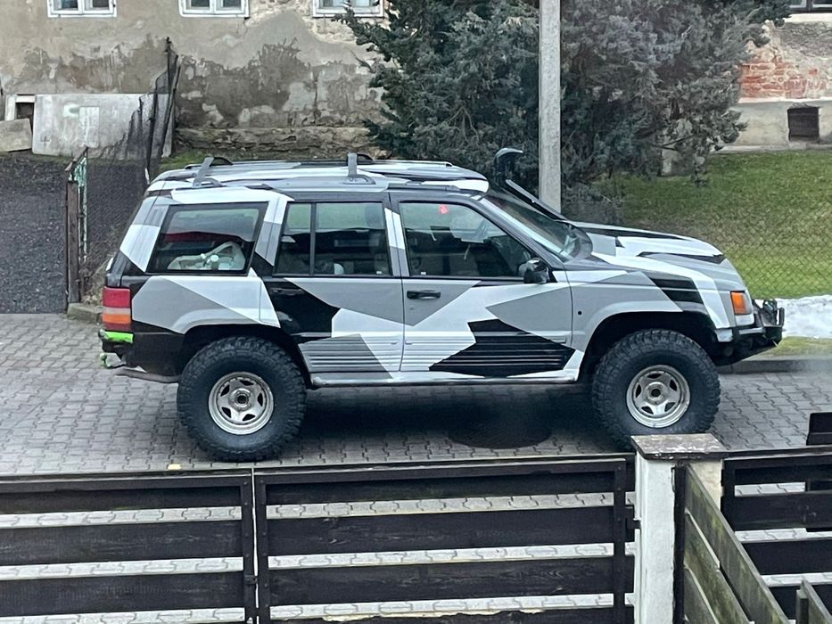 Jeep po generalnym remoncie z nowym gazem