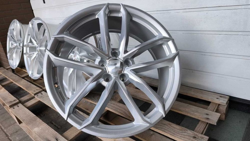 Felgi aluminiowe  Mercedes Audi Vw Skoda Seat 20" 5x112 Nowe (OL721F)
