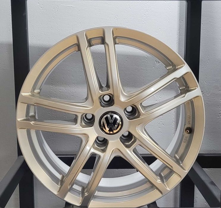 Felgi Aluminiowe 7Jx17 5x112 ET38 DEZENT TZ