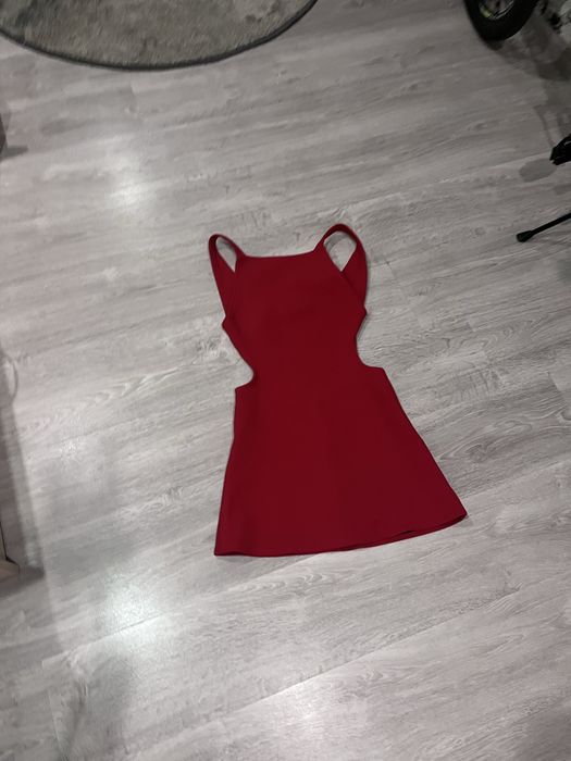 вечернее платье.від бренду zara.
