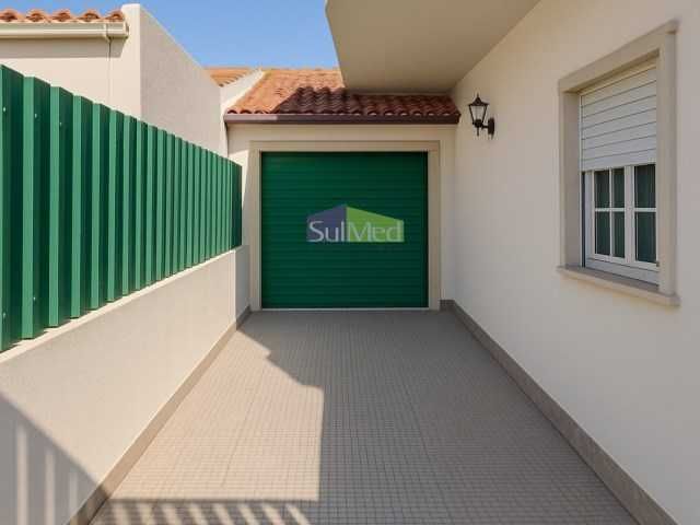 Moradia T3 em Pinhal Vidal, Corroios