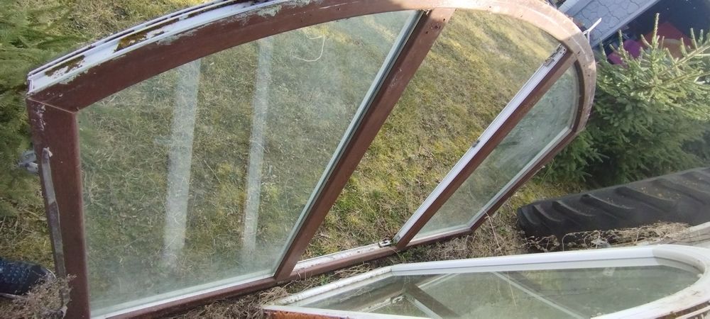 Okno plastikowe braz