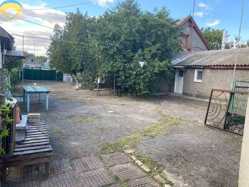 Дом в центре села Иваново(Свердлово)