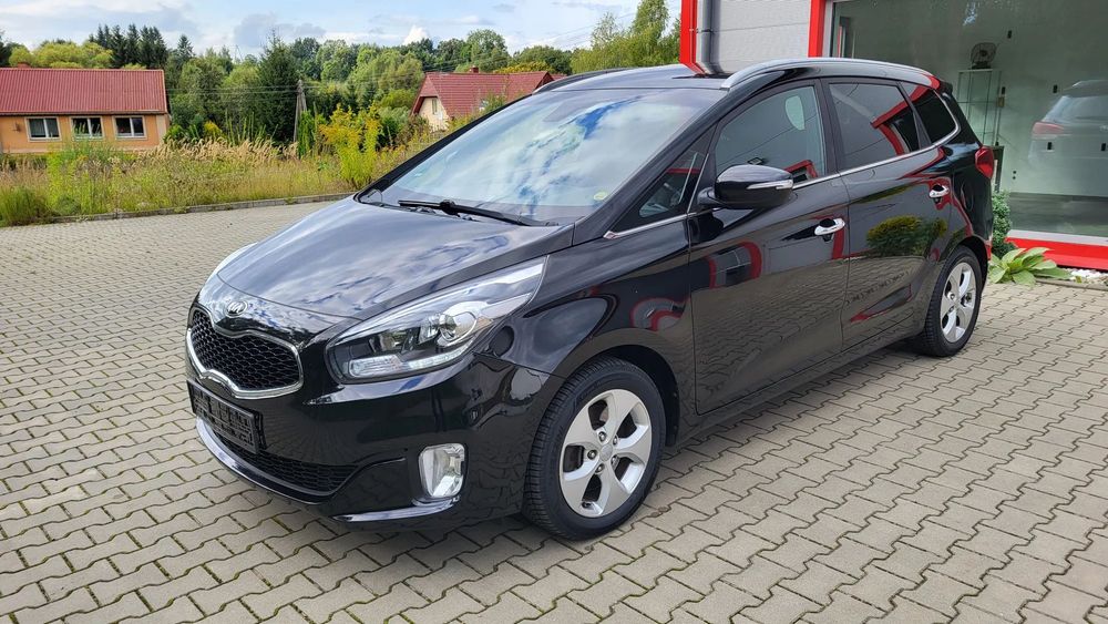 Kia Carens