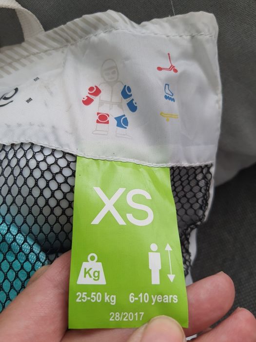 Ochraniacze Oxelo XS, 25-50 kg, 6-10 lat