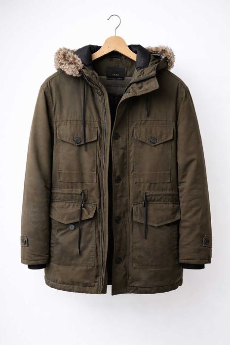 Casaco Parka ZARA Verde Caqui com Capuz e Pêlo – Inverno – M