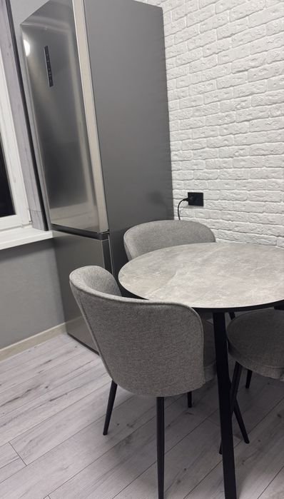 Продам 2-комнатную квартиру с  ремонтом в Терновке (район автостанции)