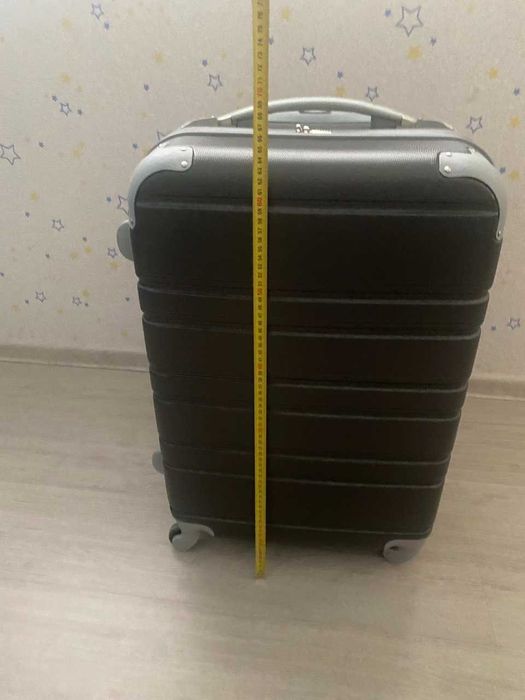 Чемодан, валіза б/у