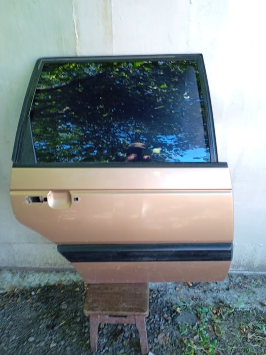 Продам 4дверки, с авто"фольсваген-пасад"