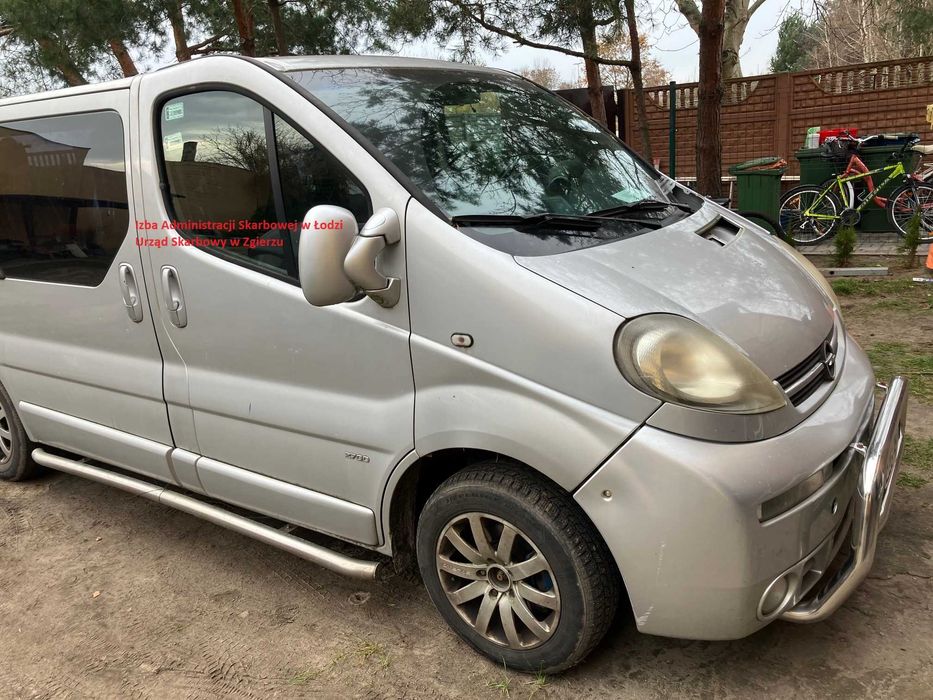 sam. ciężarowy Opel Vivaro r. 2003