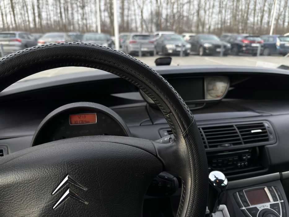 Citroen C8 2012r. 2.0Hdi, niezawodny 6-biegowy automat.